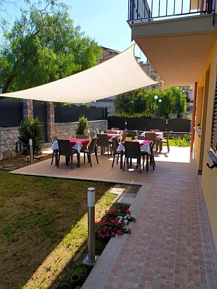 B&B Villa Chiara - Bed And Breakfast