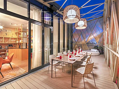 Standard Room (1 Double Bed)