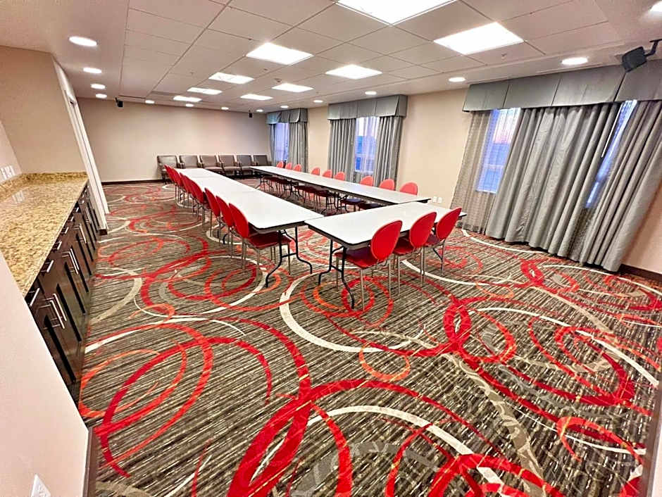 Chateau Inn & Suites Bonnyville