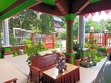 Hotel Madani Syariah Natuna