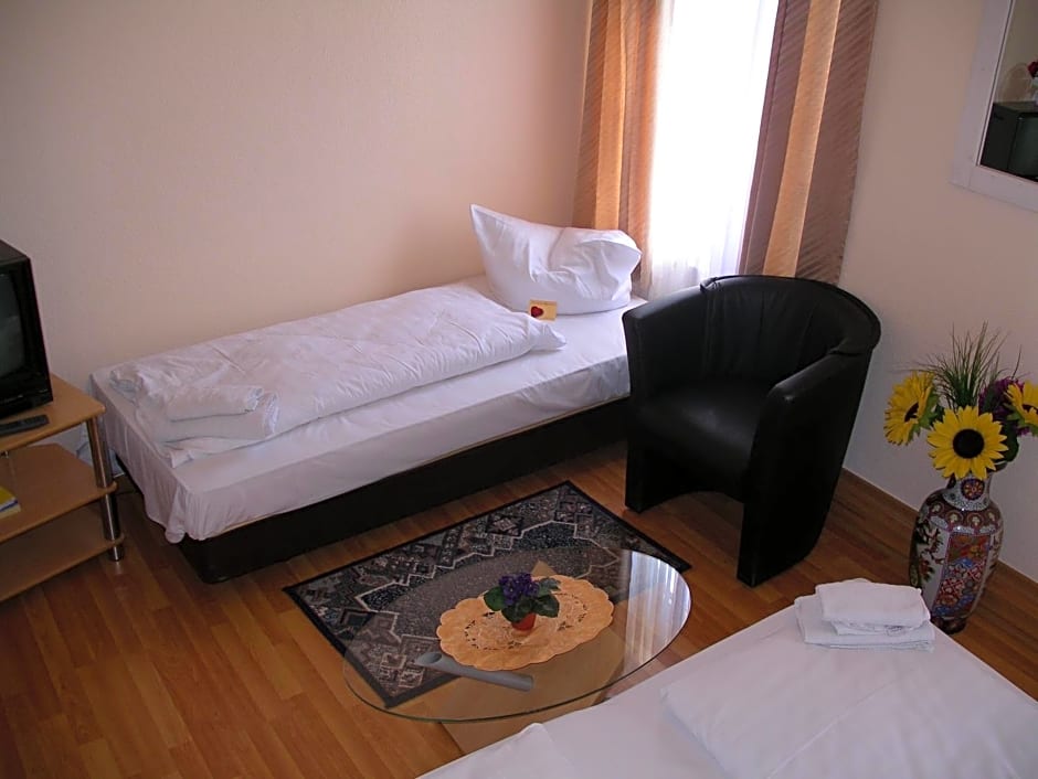 Hotel garni Djaran
