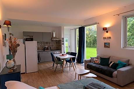 King Studio with Sofa Bed