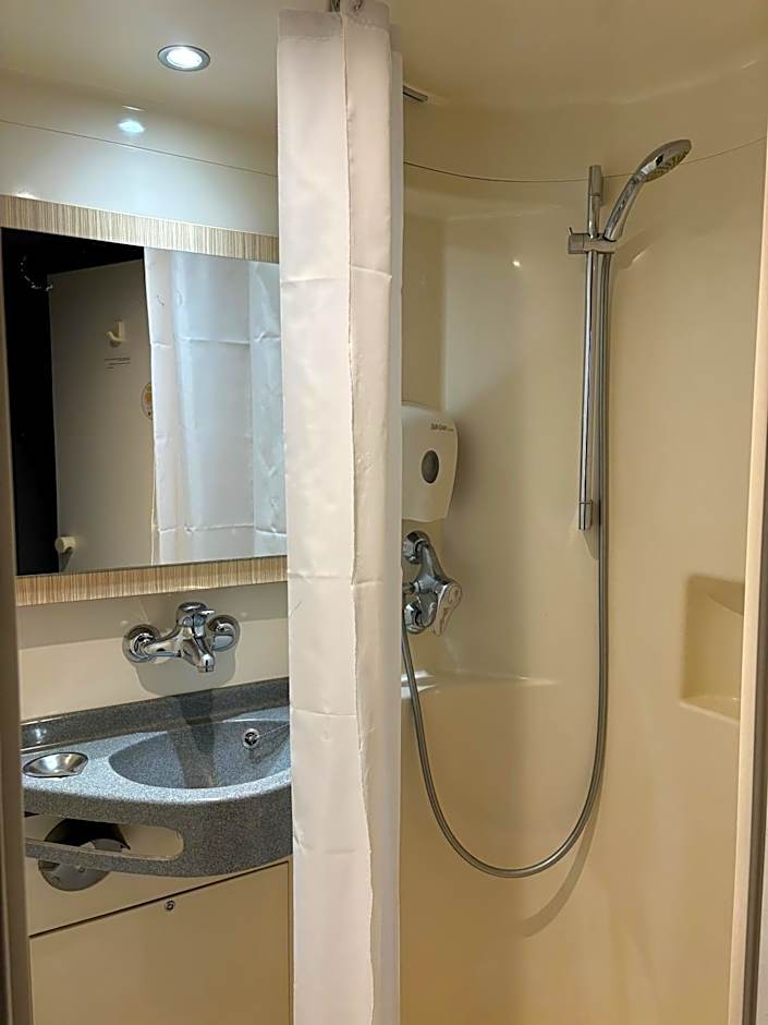 Premiere Classe Geneve - Saint Genis Pouilly