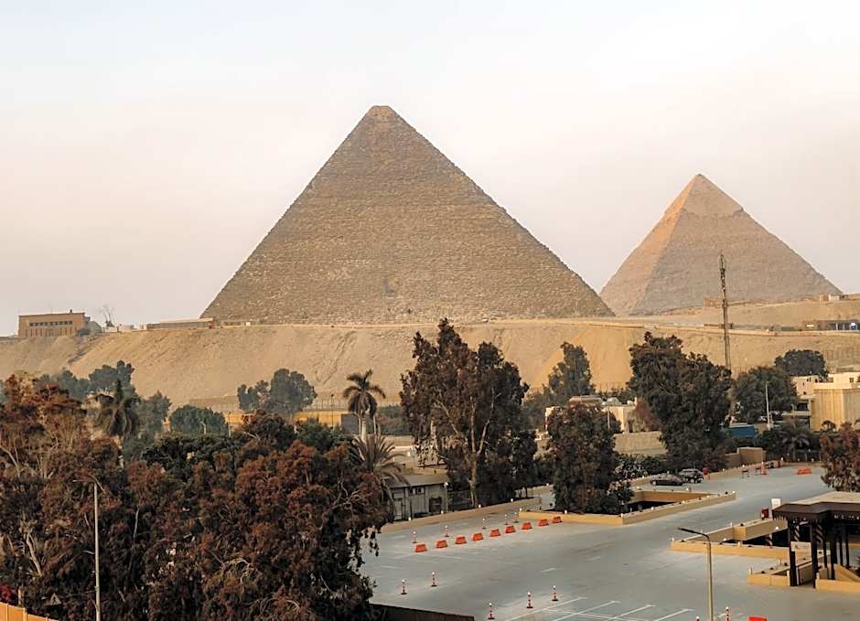 Turquoise Pyramids & Grand Egyptian museum view Hotel