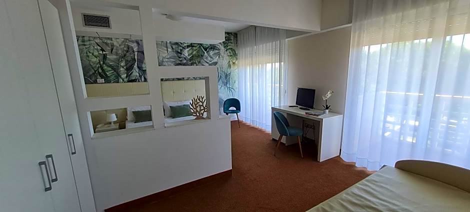 Hotel Eros