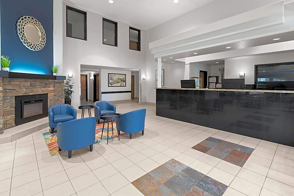 Super 8 by Wyndham Quebec City