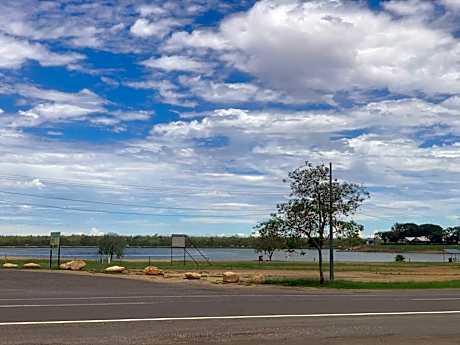 Midway Motel - Richmond