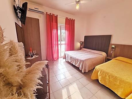 Basic Triple Room