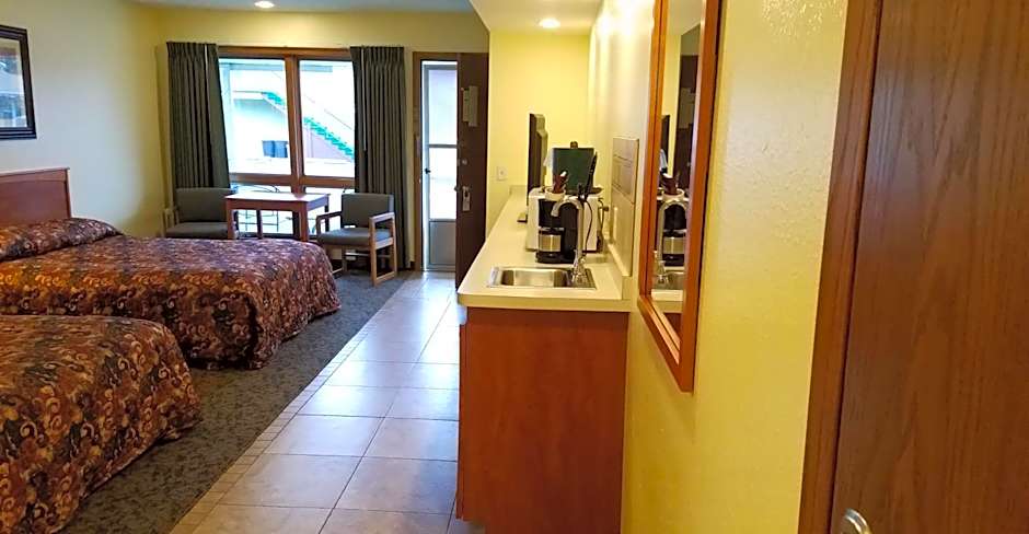 Black Hawk Motel & Suites