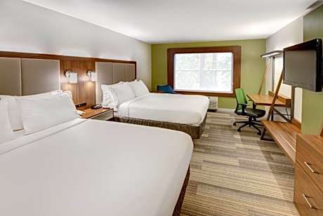 Standard Room with Two Queen Beds