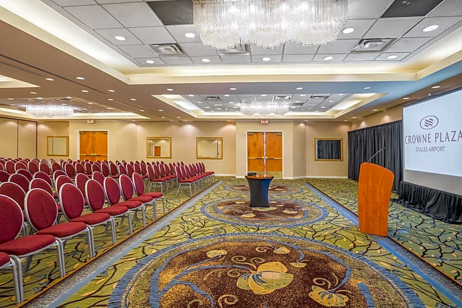 Crowne Plaza Dulles Airport By IHG