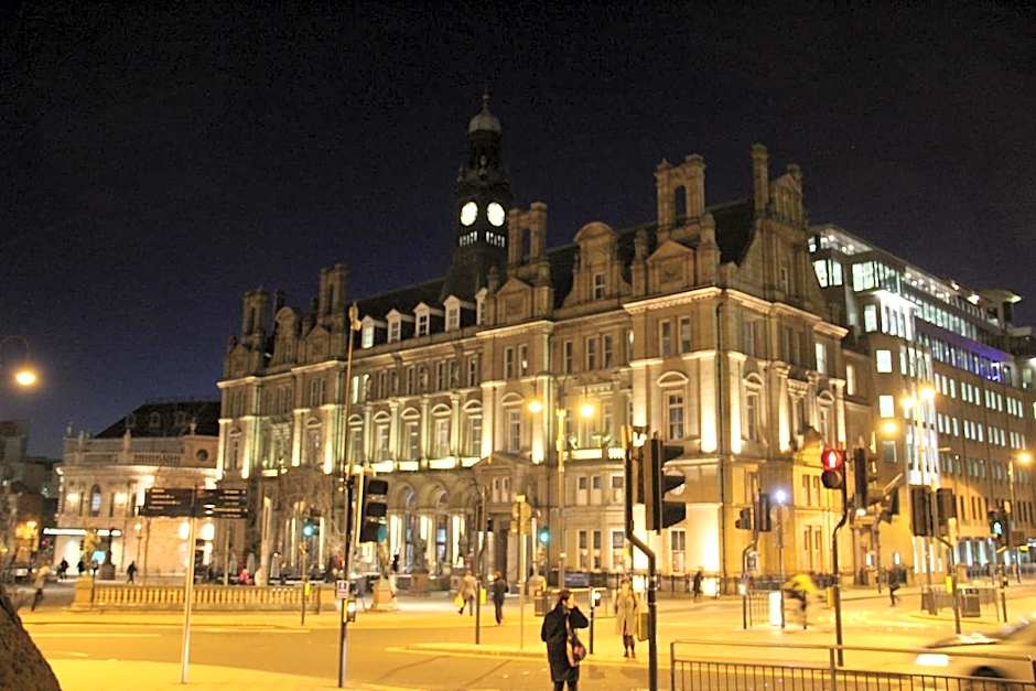 Quebecs Luxury Aparthotel