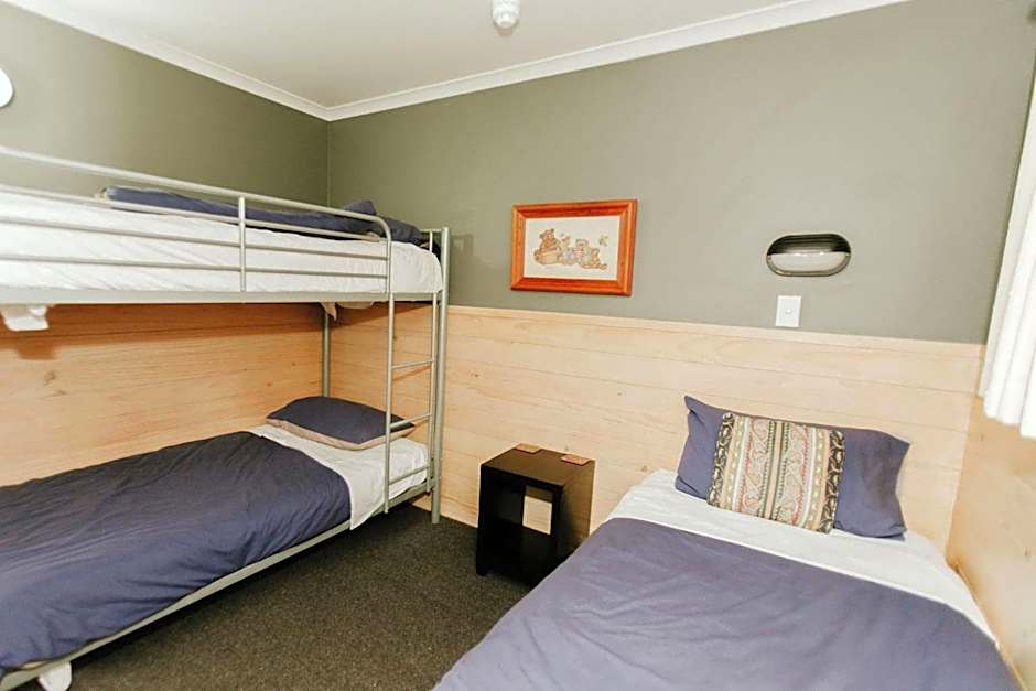 Waitomo Village Chalets home of Kiwipaka