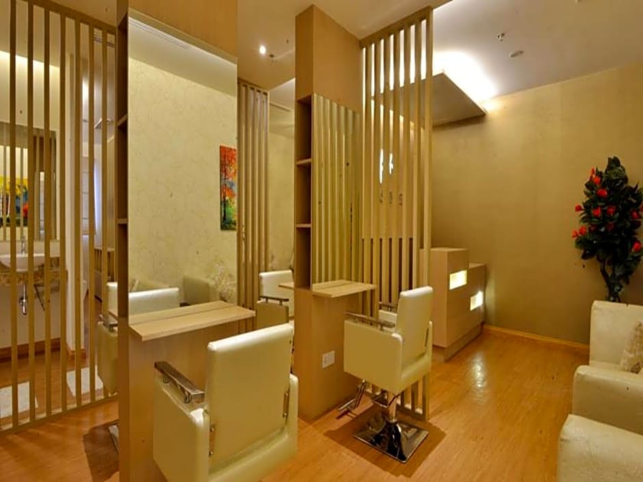 Jasmine Palace Hotel