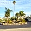 Beach Bungalow Inn And Suites