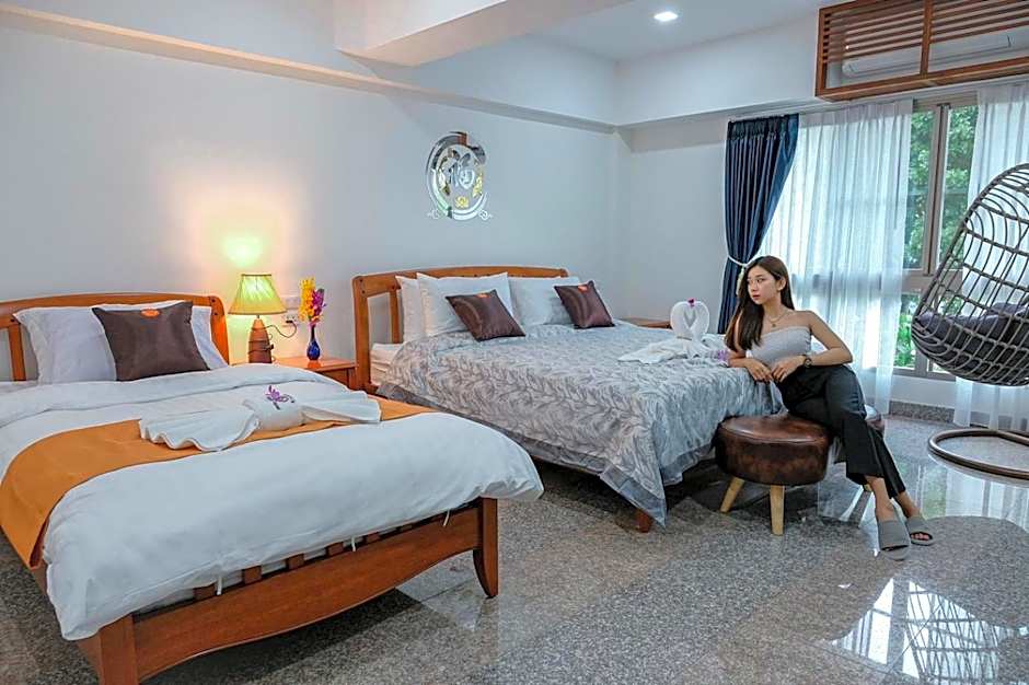 Cha Li's Family Hotel&Hostel