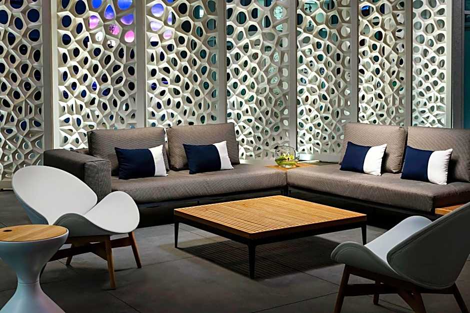 AC Hotel by Marriott San Francisco Airport/Oyster Point Waterfront