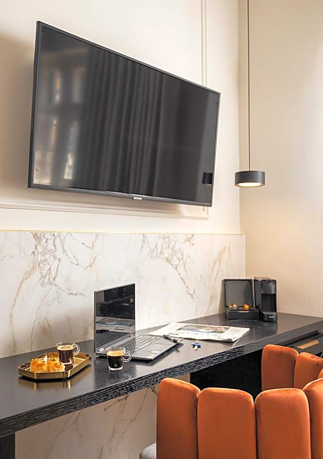 Villa Albi - Machne Yehuda Hotel