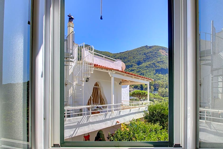 Lacco Terrace Solarium