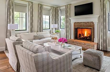 One-Bedroom Cottage