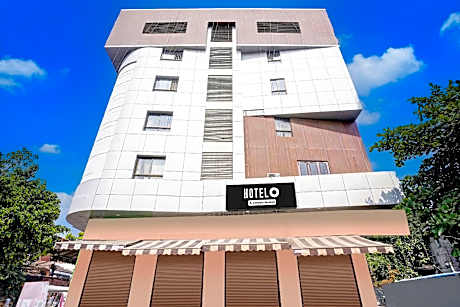 Super Hotel O Nashik Road formerly The Address Hotel