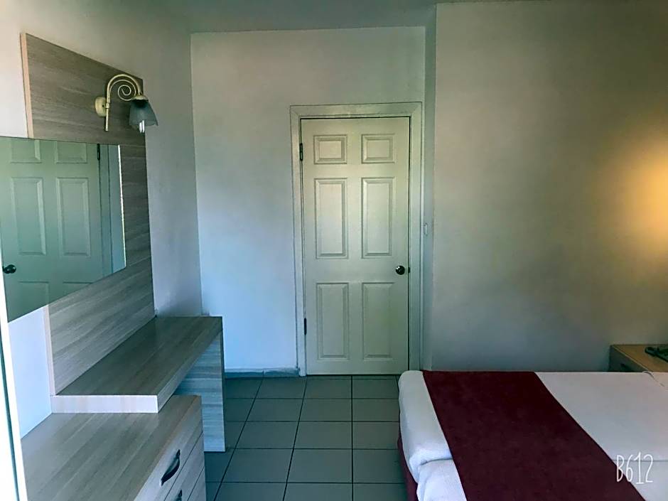 Ant Apart Hotel