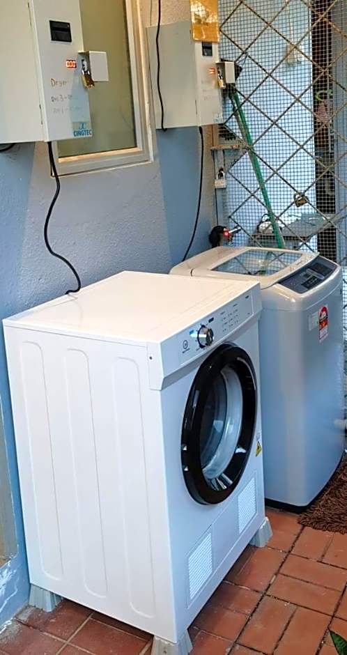 Sunset Homestay - Backpacker Hostel Self Checkin