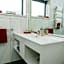 Aubyn Court Spa Motel