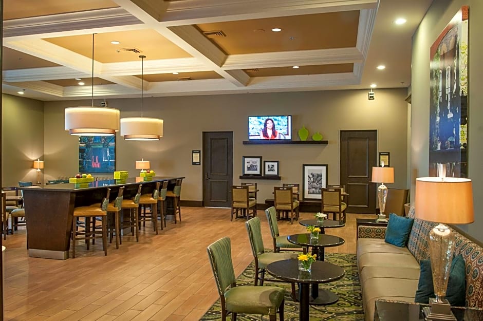 Hampton Inn By Hilton And Suites New Orleans-Elmwood