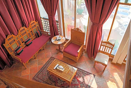 Deluxe Double or Twin Room with Pool Access