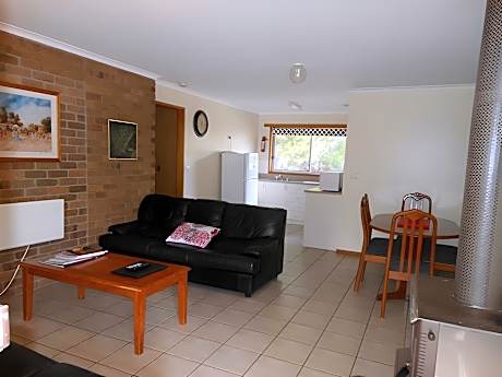 2 Bedroom Unit