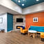 La Quinta Inn & Suites by Wyndham Decatur