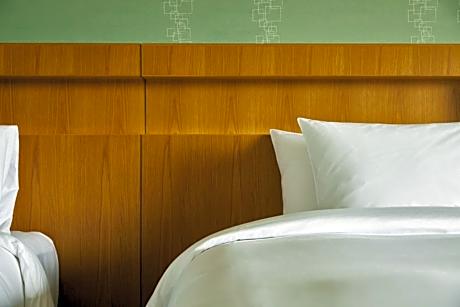 Ambassador Suite Twin Room - Non-Smoking