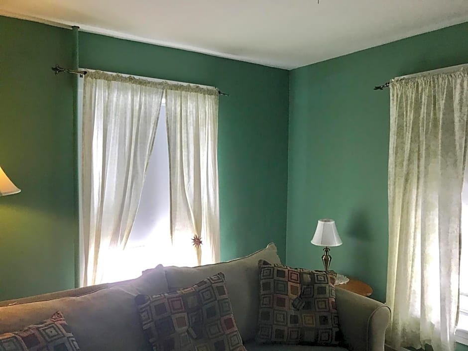 The Monadnock Inn