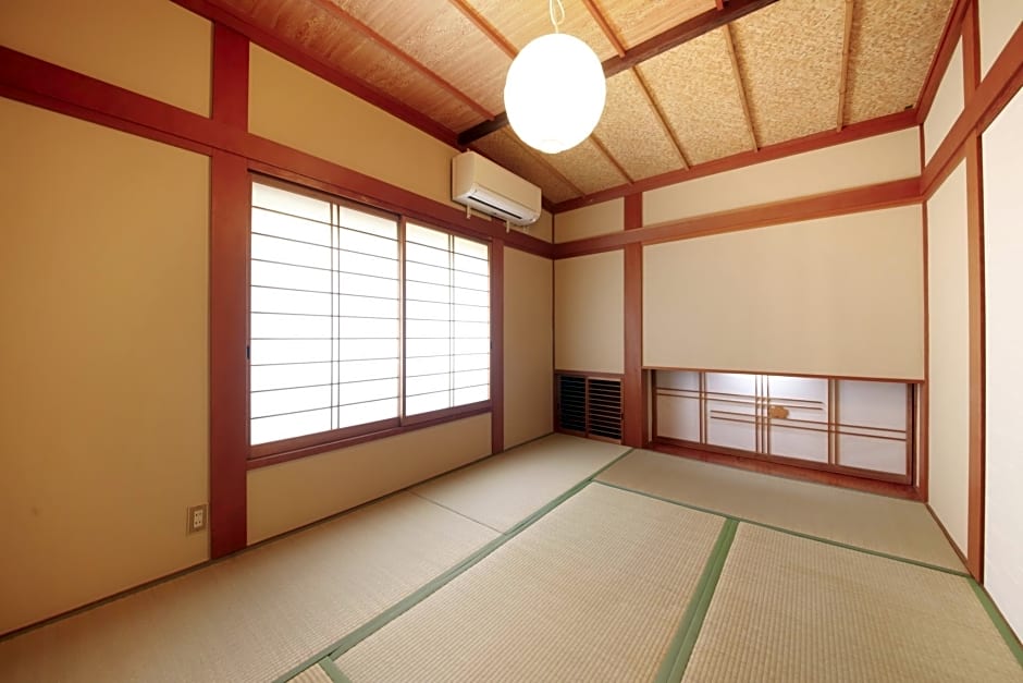 MICASA (Minakami Hot Spring Ryokan)