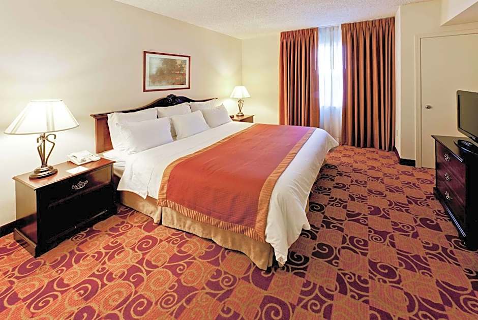 Hawthorn Suites by Wyndham Louisville East