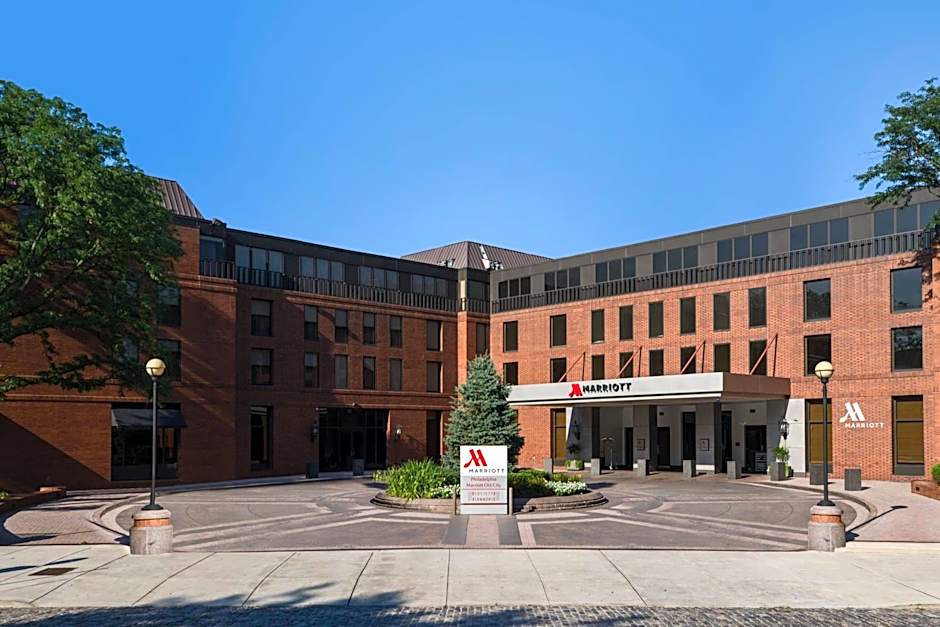 Photo 1 of 42 of Philadelphia Marriott Old City