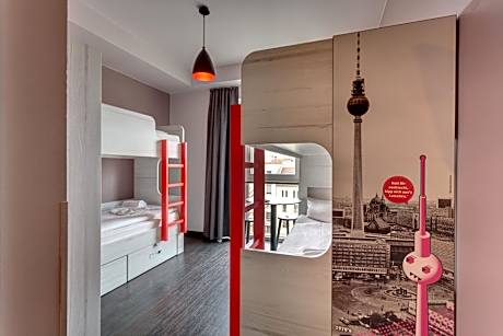 Quadroom (bunk-beds only)