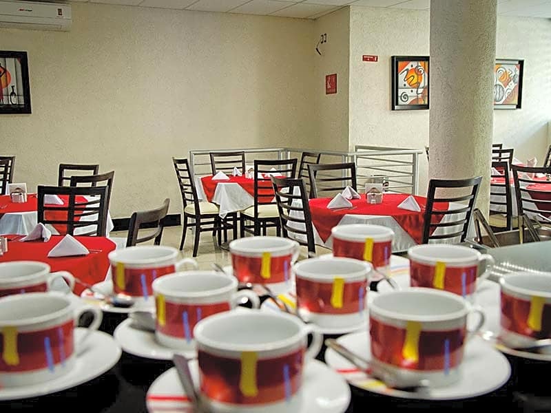 Hotel Portonovo Plaza Centro