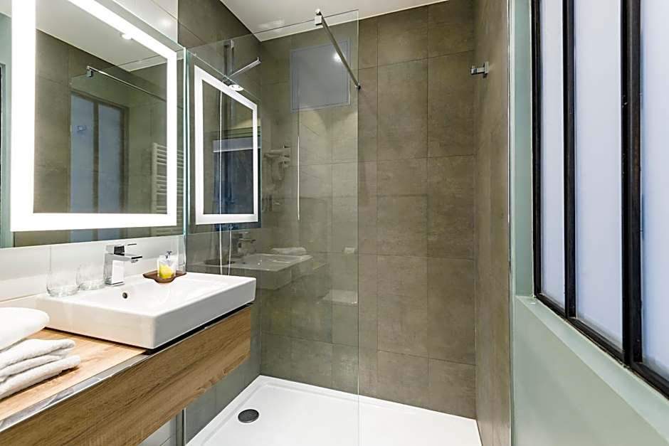 Grand Hotel Clichy Paris