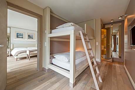 Family Room with Bunk Bed