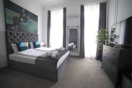 Deluxe Double City View