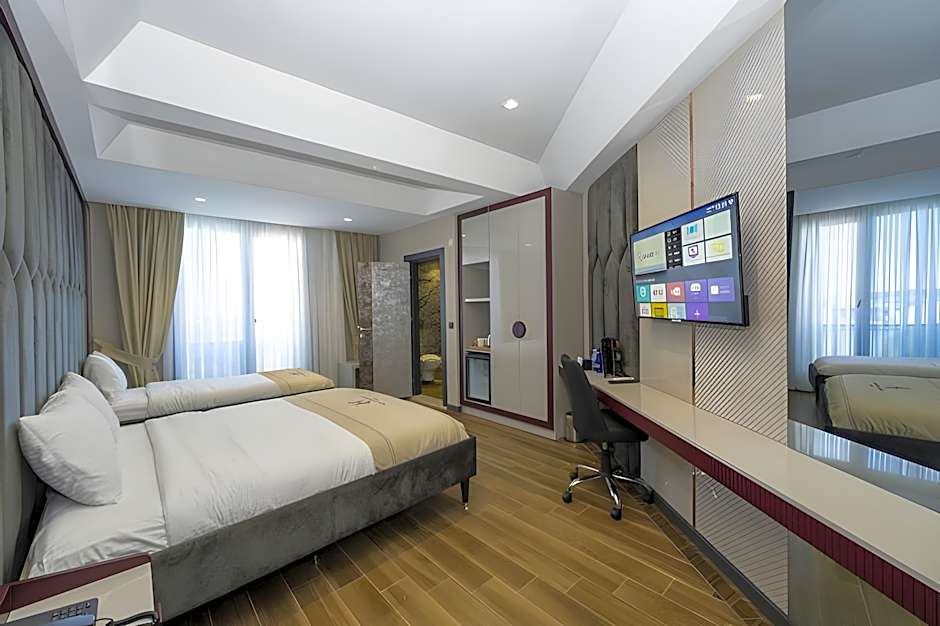 Heaven Premium Airport Hotel