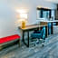 Comfort Suites