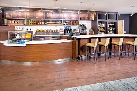 Courtyard by Marriott Roanoke Airport