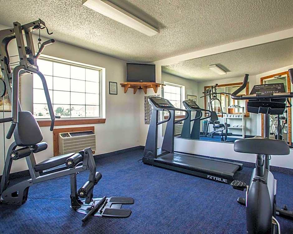 Quality Inn & Suites Eldridge Davenport North