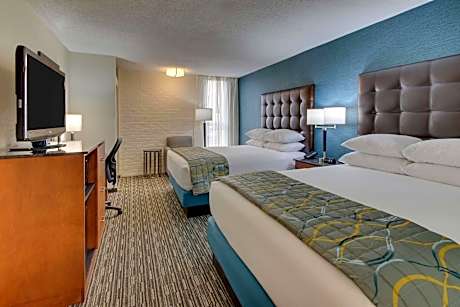 Deluxe Queen Room with Two Queen Beds