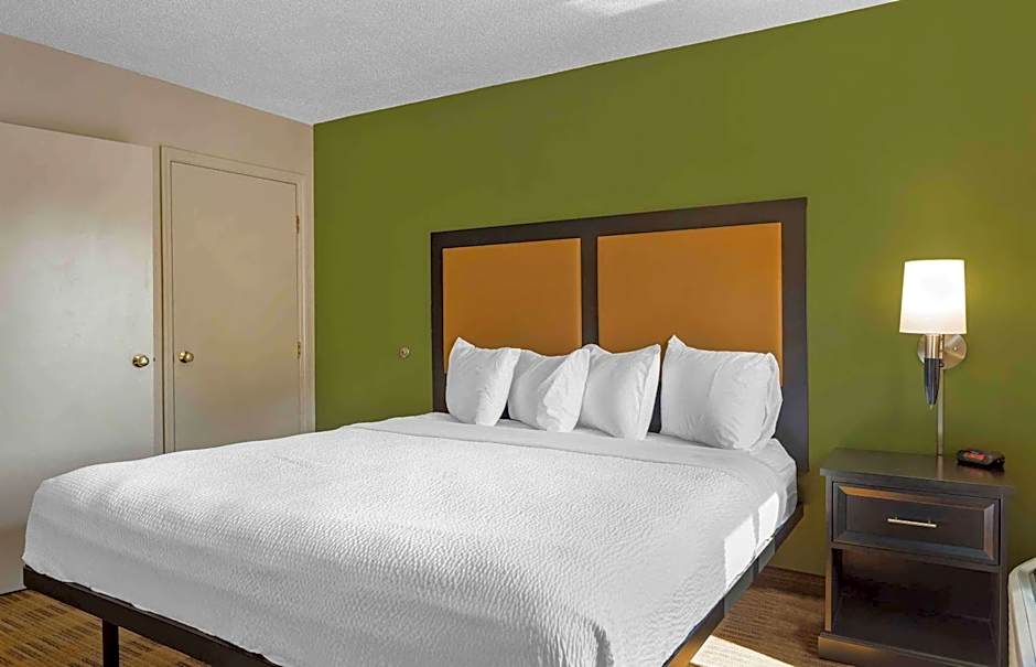 Extended Stay America Suites - Cincinnati - Blue Ash - Reagan Hwy.