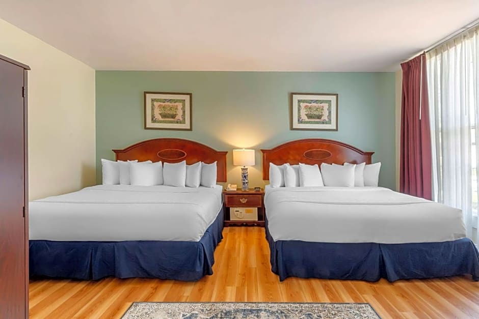 The Carriage House Inn Newport, Ascend Hotel Collection