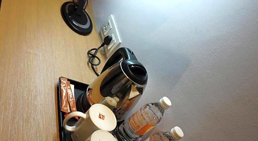 Super 8 Hotel @ Bayan Baru